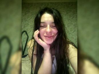 Nadia — вебкам-модель онлайн на bongacams