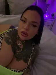 _MelinaCurves_ — Stripchat stream photo (Mar 2026)