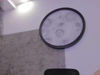 leo-hot23 — вебкам-модель онлайн на camsoda