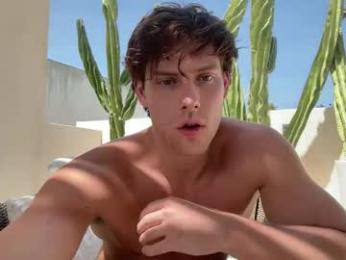 alex_islive — Chaturbate stream photo (Jun 2026)