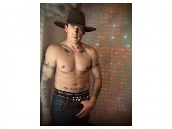 DamienSlik — вебкам-модель онлайн на livejasmin