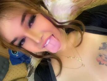 MicaSchneider — вебкам-модель онлайн на livejasmin