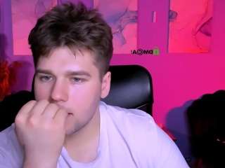 michael-strong — Camsoda stream photo (Mar 2026)