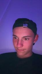 Beudbeud — Cam4 stream photo (Apr 2026)