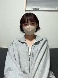 -x_MIU_x — вебкам-модель онлайн на stripchat