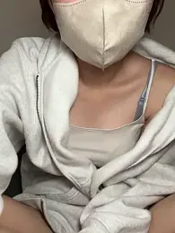 -x_MIU_x — вебкам-модель онлайн на stripchat