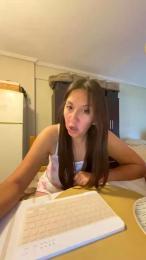 yes37xxx — вебкам-модель онлайн на cam4