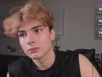 mystic_evan — вебкам-модель онлайн на chaturbate