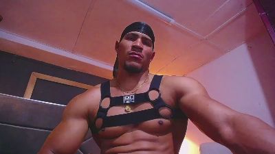 teddyfit_19cm — Cam4 stream photo (Apr 2026)