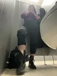 CrazzyChicks — Stripchat stream photo (Feb 2026)