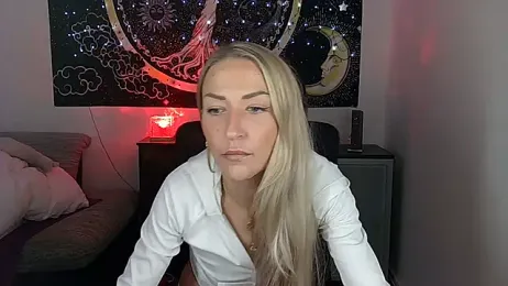 -Jeany- — вебкам-модель онлайн на stripchat