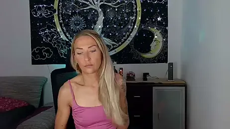 -Jeany- — вебкам-модель онлайн на stripchat