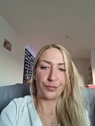 -Jeany- — Stripchat stream photo (Sep 2026)