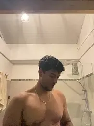 axel_black03 — вебкам-модель онлайн на stripchat