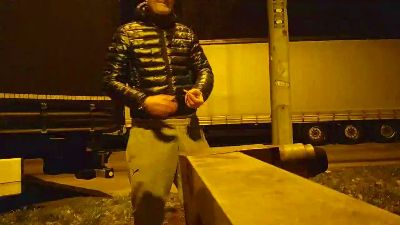 axelblows — Cam4 stream photo (Mar 2026)