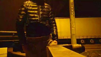 axelblows — вебкам-модель онлайн на cam4