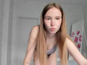 l0ola — Chaturbate stream photo (Aug 2025)