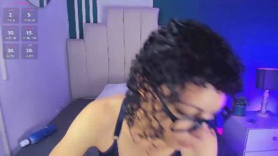 AliceMadnes — Cam4 stream photo (Aug 2026)