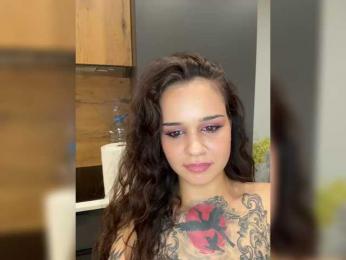 MilleMiMiMi — вебкам-модель онлайн на bongacams
