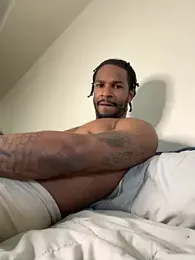 hardaway1523 — вебкам-модель онлайн на stripchat