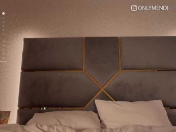 MENNDI — Bongacams stream photo (Aug 2026)