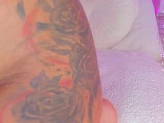 diamondt33n — вебкам-модель онлайн на camsoda