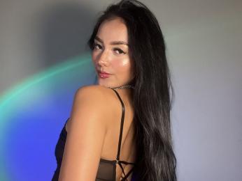IsabelleRous — вебкам-модель онлайн на livejasmin