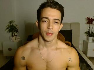 Fidelio Bertucci — flirt4free