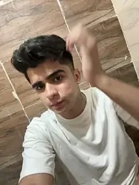 Yashhhh_69 — Stripchat stream photo (Aug 2026)