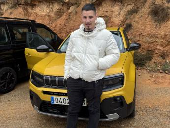 YoucefThompson — вебкам-модель онлайн на livejasmin