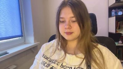 LudivinaEnz — Cam4 stream photo (Mar 2026)