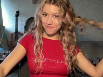 Suenya — Bongacams stream photo (Aug 2026)