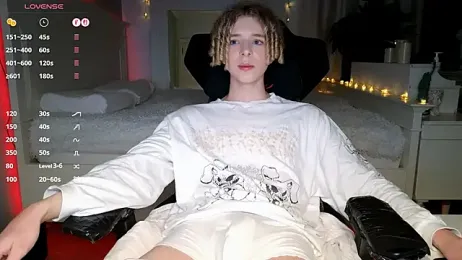 Kudi_Minnt — вебкам-модель онлайн на stripchat