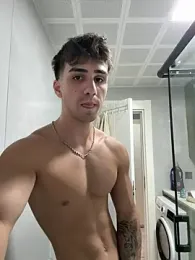 nomorelies — вебкам-модель онлайн на stripchat