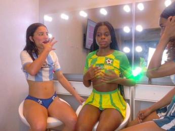 FarianaJulie — вебкам-модель онлайн на bongacams