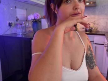Crystalnova — Bongacams stream photo (Jun 2026)
