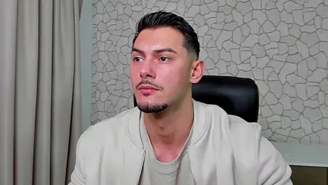 ClintMasters — вебкам-модель онлайн на stripchat