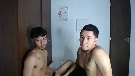 top_jax1 — вебкам-модель онлайн на stripchat