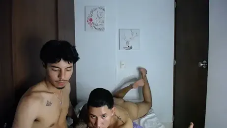 top_jax1 — вебкам-модель онлайн на stripchat