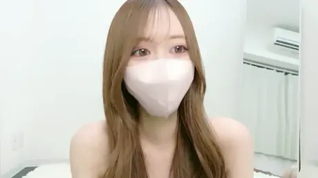 salachan_v — вебкам-модель онлайн на stripchat