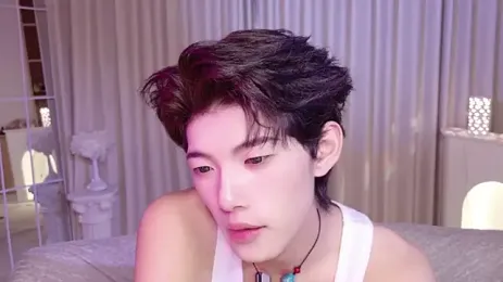 RenZeng — Stripchat stream photo (Sep 2026)