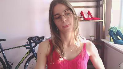 Megi_Sensual — Cam4 stream photo (Mar 2026)
