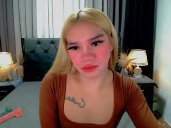 crytastal_lust1212 — вебкам-модель онлайн на chaturbate