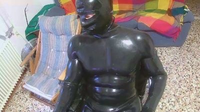 latexslut1 — вебкам-модель онлайн на cam4