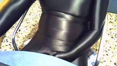 latexslut1 — вебкам-модель онлайн на cam4