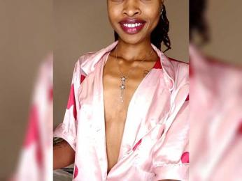 Roundbootie — Bongacams stream photo (Apr 2026)