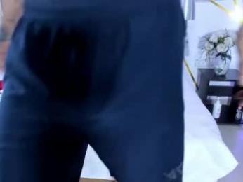 isa_leo — Chaturbate stream photo (Jun 2026)