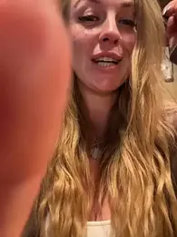 Sweet___Emily — вебкам-модель онлайн на stripchat