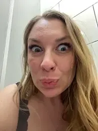 Sweet___Emily — вебкам-модель онлайн на stripchat