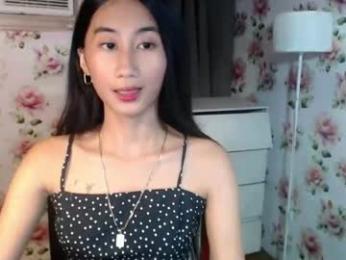 sweetcharise18 — вебкам-модель онлайн на chaturbate